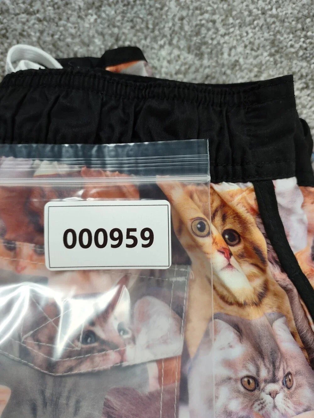 Bioworld Swim Trunks Mens Small Kitten Lined Hybrid Boardshorts Drawstring